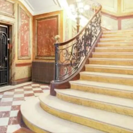 Appartamento 21a Maréchal Foch Avenue Champs-elysées